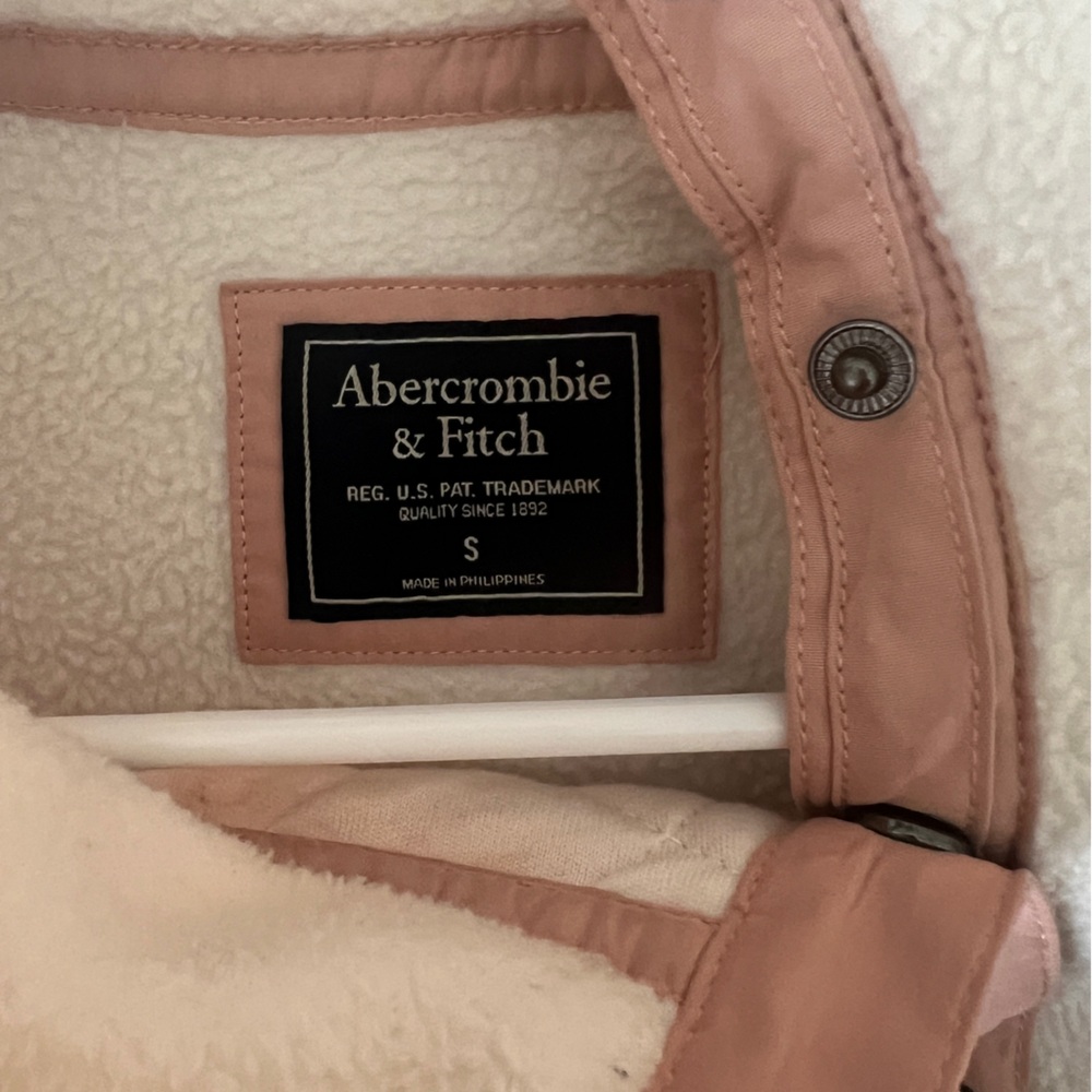 A&F Jacket - Picture 5 of 5